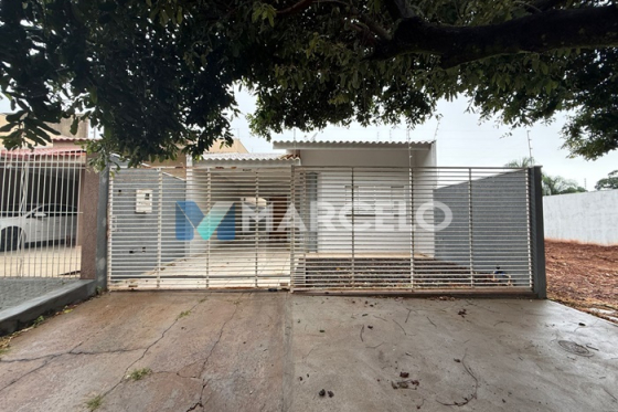 Casa 0m Umuarama-PR 448