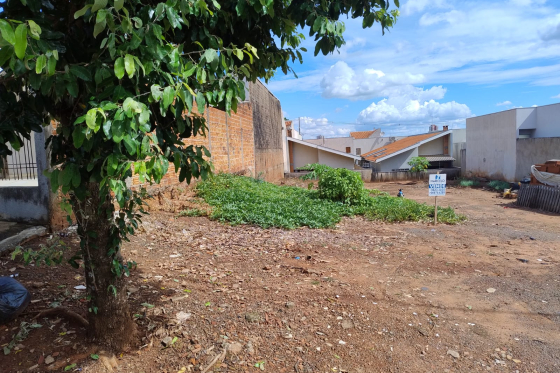 Terreno 192.5m Umuarama-PR 513